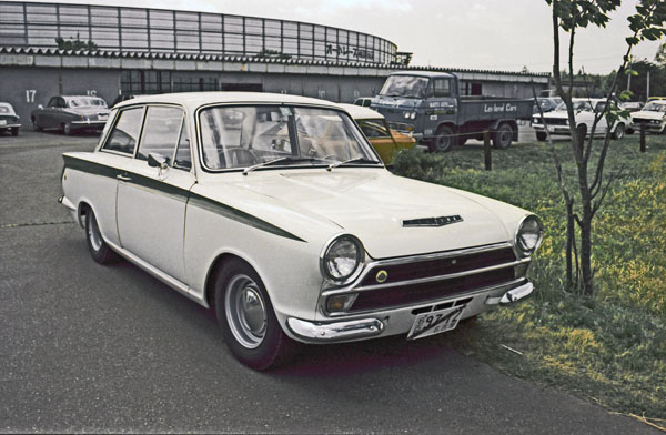 (05-4a)(80-10-31) 1965 Ford Cortina Lotus.jpg